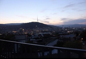Vue sur la ville depuis l’hébergement