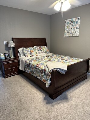 4 Schlafzimmer, Bügeleisen/Bügelbrett, kostenloses WLAN, Bettwäsche
