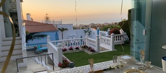 Boutique Bed & Breakfast Suite with Pool,Garden,Sunroom w/ Panoramic Sea Views