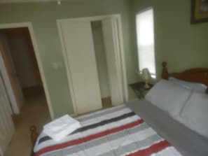 Room - NiceTownhouse close to Uptown Charlotte (Charlotte)