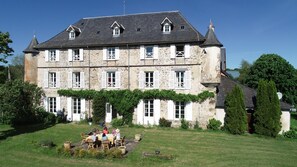 Exterior - Chateau de Savennes (Savennes)