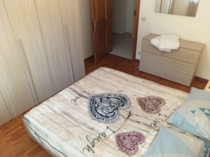 3 bedrooms, WiFi