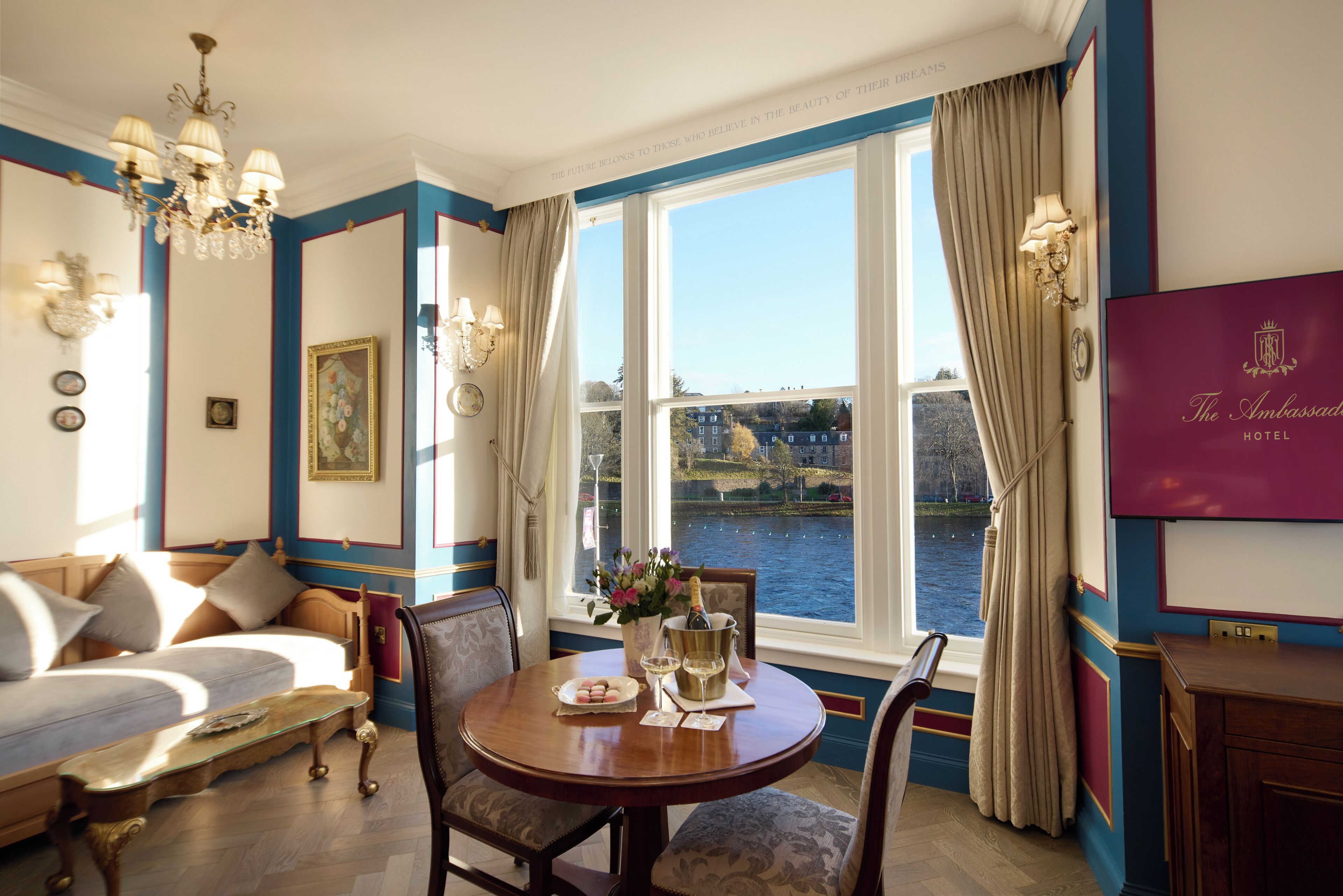 Foto - The Ambassador Hotel