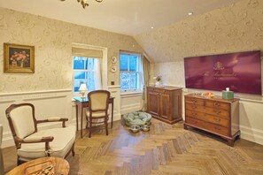 Premier Double or Twin Room | In-room safe, individually decorated, individually furnished, desk - The Ambassador Hotel (Inverness)