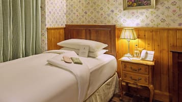 Executive Single Room | In-room safe, individually decorated, individually furnished, desk