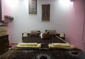 3 bedrooms, soundproofing, WiFi