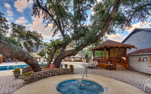 Beautiful Windy Hill-Ocean Grove home. Great location - just steps to the beach!