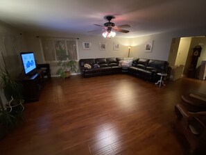 TV - Home with IN-GROUND HEATED POOL best for large families 7 min walk to boardwalk (Point Pleasant Beach)
