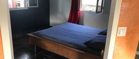 1 chambre, draps fournis