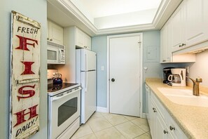 Luokittelematon kuva, 2 kautta 13, painike