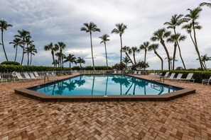 Immagine non classificata, 3 di 13, pulsante