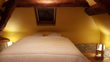 7 Schlafzimmer, Bügeleisen/Bügelbrett, Reisekinderbett, WLAN