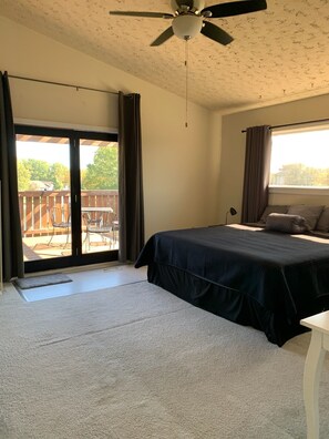 5 slaapkamers, een strijkplank/strijkijzer, gratis wifi, beddengoed