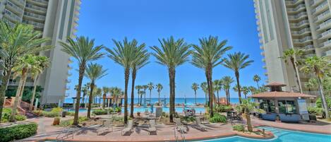 屋内プール、温水プール