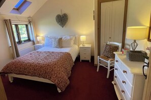 1 bedroom, iron/ironing board, free WiFi, bed sheets - Breathtaking Views Luxury Winter Breaks (Winkleigh)