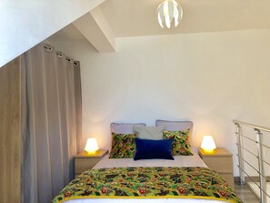 1 quarto, ferros/tábuas de passar roupa, Wi-Fi, roupa de cama