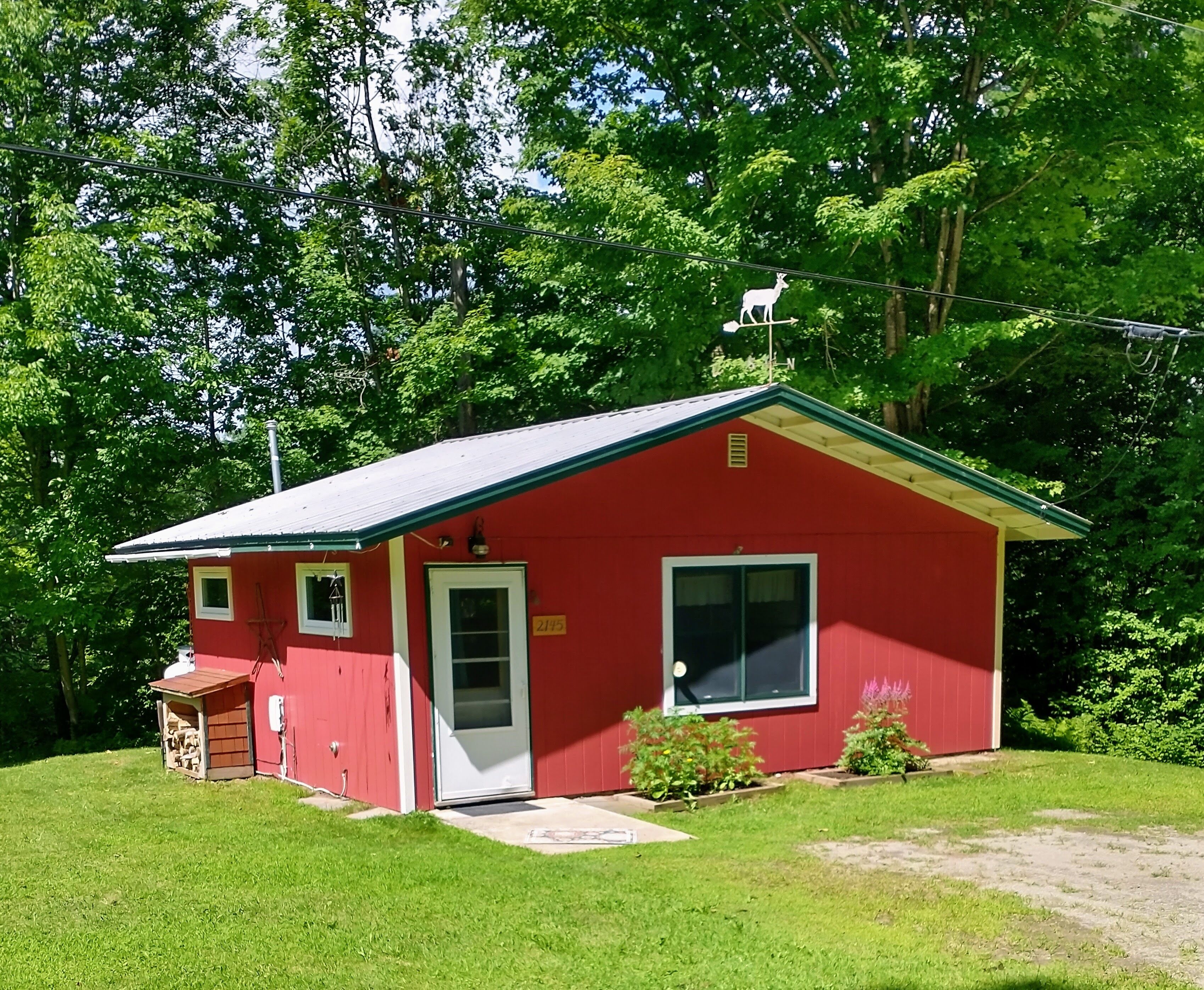 Hyde Park Hideaway: A cabin in the heart of Northern Vermont's ski resort