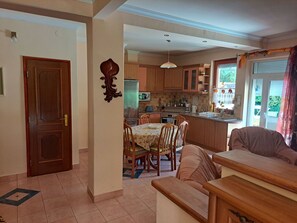 Dining - Beautiful private villa for 7 guests with A/C, WIFI, TV and patio (Marcali)