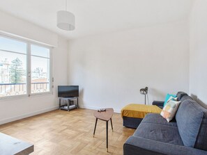 TV - Appartement Libération - Welkeys (Nice)