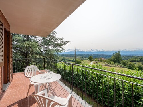 Wunderbares alleinstehendes Ferienhaus für 8 Leute mit  W-LAN, TV, Balkon und Haustiere erlaubt