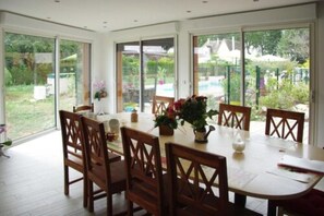 Interior - Les Abris du Chateau (Mer)