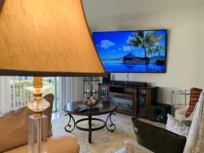 Télévision, jeux vidéo, lecteur de DVD, livres