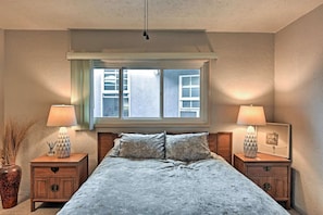 1 habitación, tabla de planchar con plancha, wifi gratis y ropa de cama 