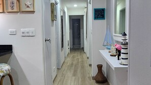 Interior - Two bedroom apartment with sea view, excellent location a few meters from the beach (Cartagena)