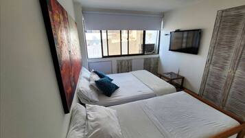 2 chambres, fer et planche Ă repasser, Wi-Fi gratuit, draps fournis