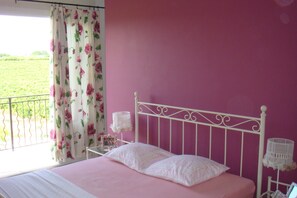 5 bedrooms, free WiFi - Le Mas des Vignes d'Idaline, POOL, BILLIARD, STUNNING VIEW, LARGE GROUND (Mazan)