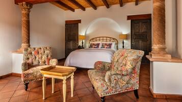 Suite ejecutiva | Ropa de cama de alta calidad y camas con pillow-top