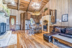 TV, fireplace, DVD player