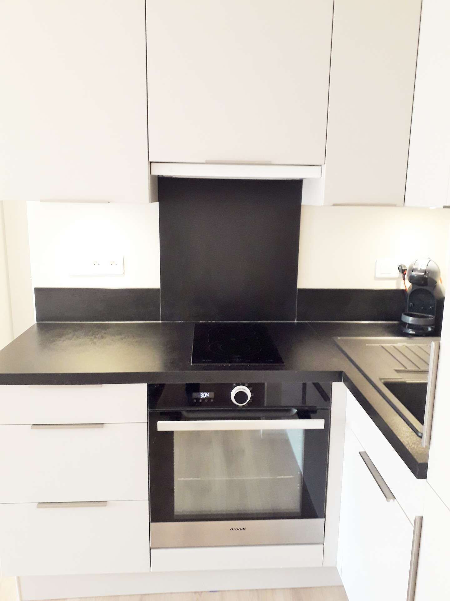 Kühlschrank, Kochgeschirr/Geschirr/Besteck