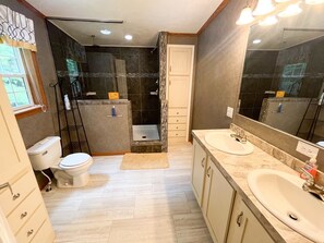 Douche, serviettes fournies