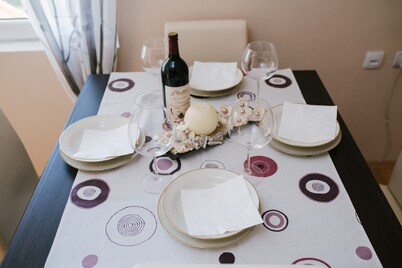 Beautiful cozy apartmant with 2 bedrooms, living room, free parking and wifi 