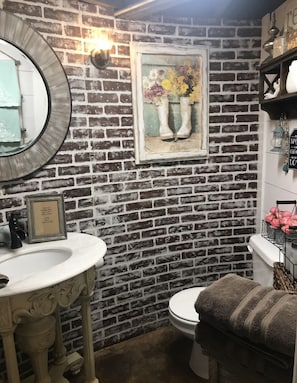 Hair dryer, towels