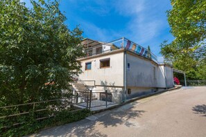 Exterior - Holiday apartment mit Klimaanlage und Meerblick (Crikvenica)