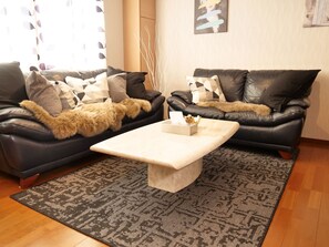 Large Room for 5 to 15 Guests | Terrace/patio - commun ryogoku (Tokyo)