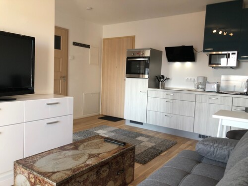 UUSI! Kaunis esteetön huoneisto