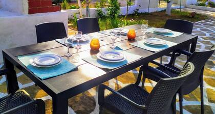 Sun & Sand House in Chania!Relax!Enjoy Sun and Privacy!5min from Stavros beach!!