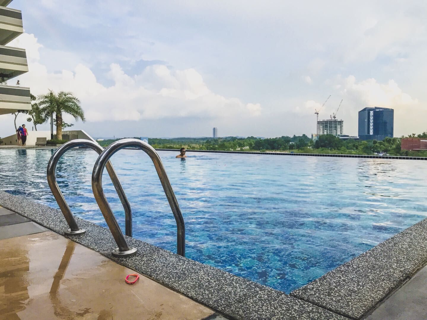 Alberca al aire libre 