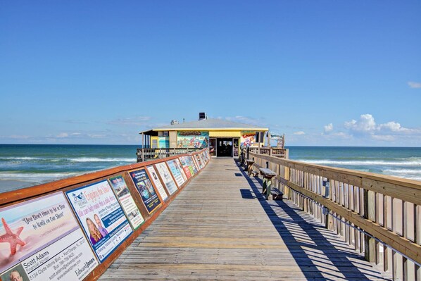 Am Strand, Kajakfahren, Motorbootfahrt, Angeln