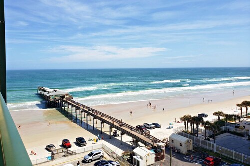 Ocean View 1BR | 8th Floor | Steps to Pier | Free Daily Activities Included