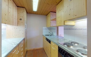 Refrigerador, horno, parrilla de estufa y lavavajillas 