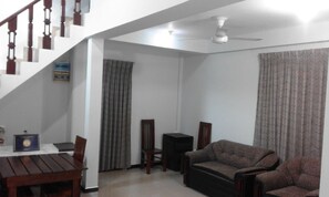 Living room - S A Village (Dambulla)
