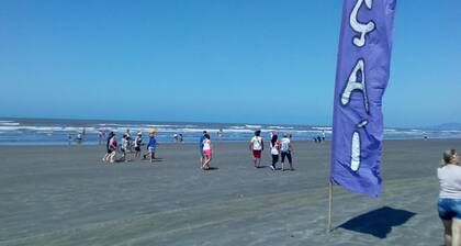 House on Itanhaem beach 280m from the sand with swimming pool.