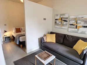 Flat-screen TV, streaming services - N&J - KORNER AVENUE TERRACE - Hyper center (Niza)