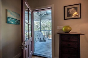 Interior - 30% Off~"Tupelo Honey"~DogFriendly~HeatedPool~Walk to Beach/Seaside~BeachGear (Santa Rosa Beach)