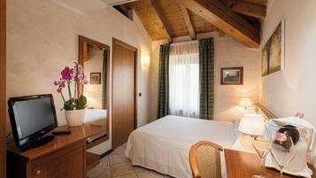 Premium bedding, minibar, desk, laptop workspace