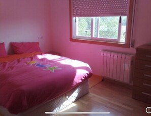 3 soverom og internettilgang